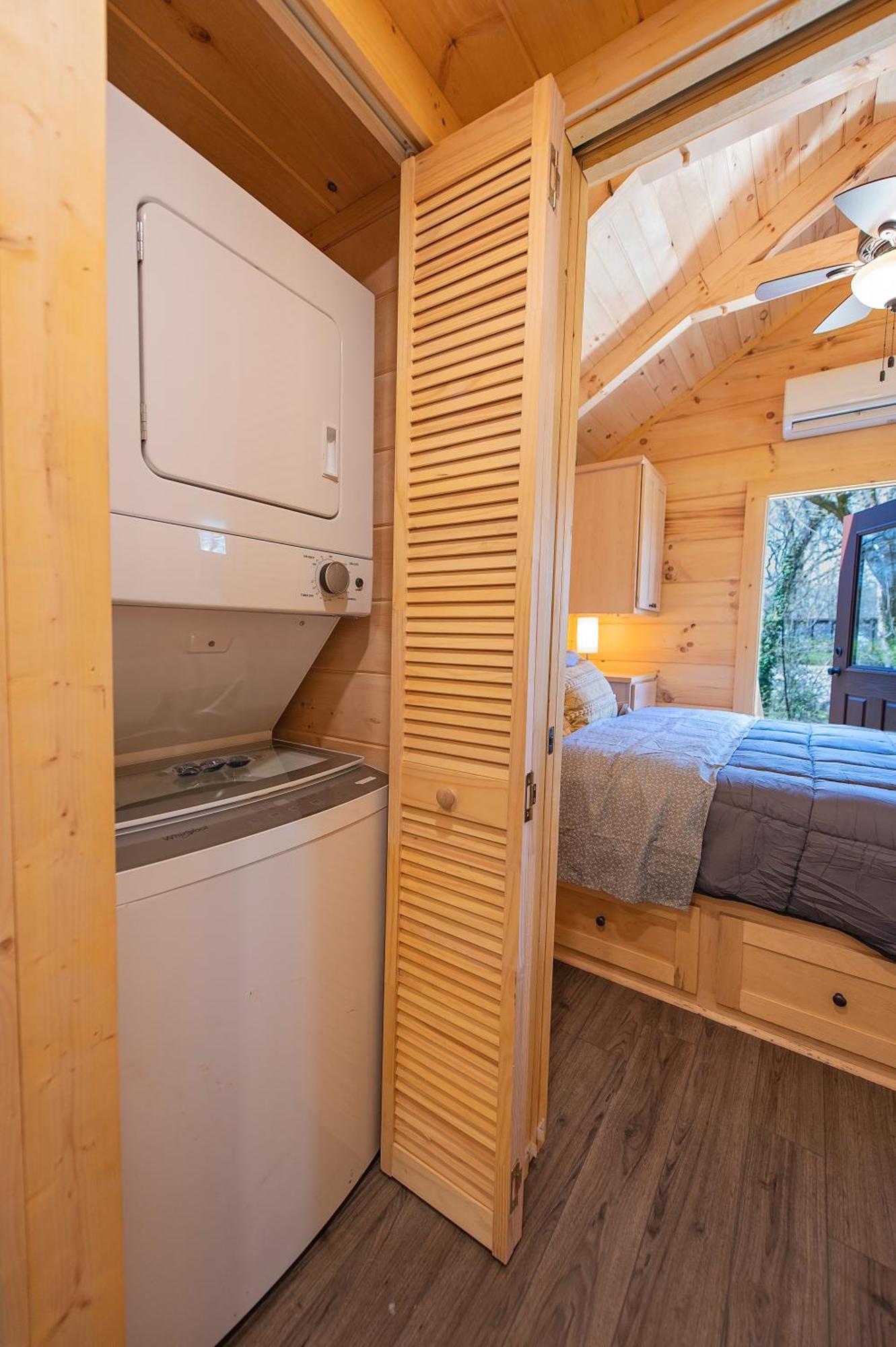 שאטאנוגה Ryon Tiny Home Cabin City-Side Rustic Retreat מראה חיצוני תמונה