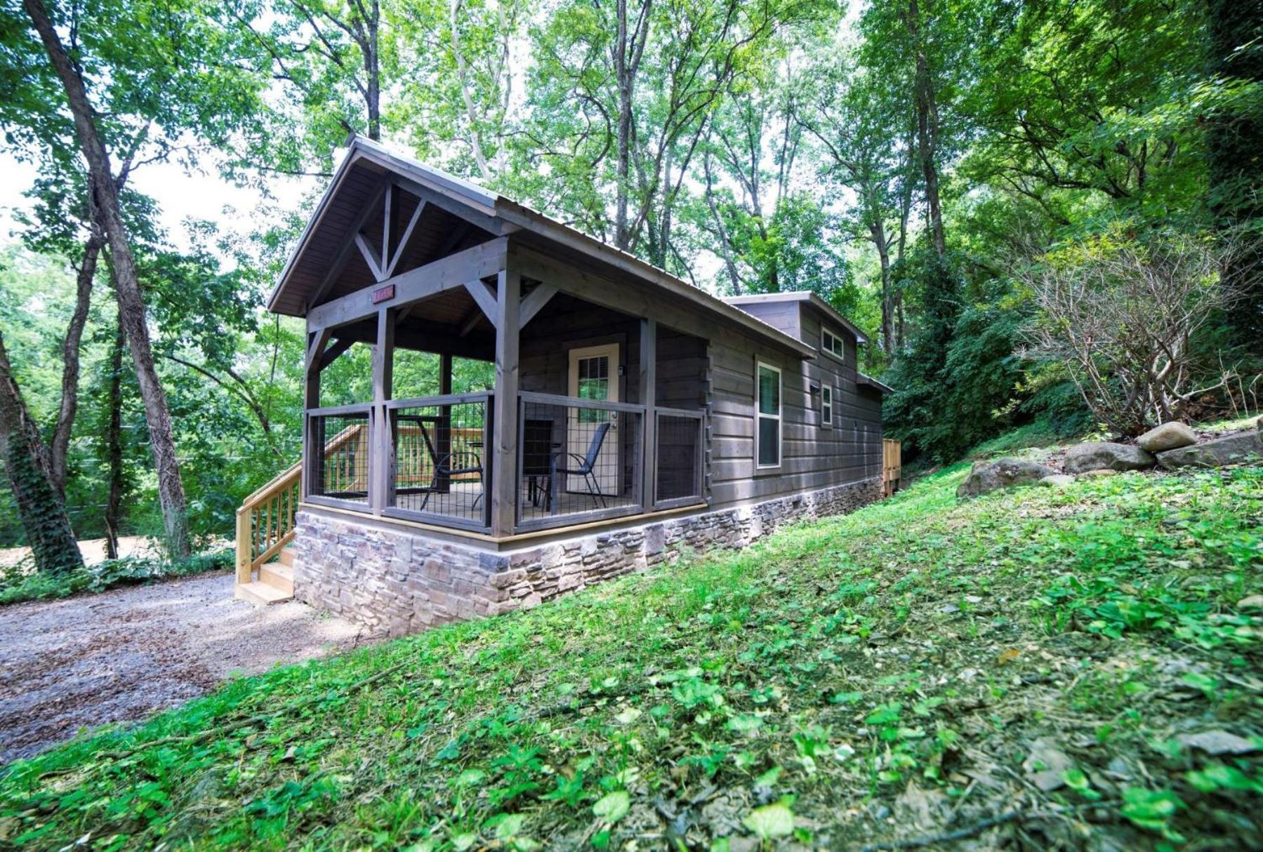 שאטאנוגה Ryon Tiny Home Cabin City-Side Rustic Retreat מראה חיצוני תמונה